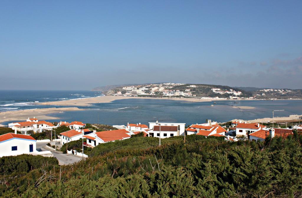 Praia Del Rey Delux By Pool Villa Praia del Rei Exterior photo